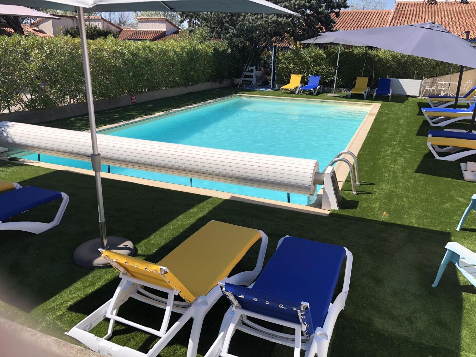 Hotel Des 4 Vents "Esprit Camargue" Aigues-Mortes Eksteriør billede