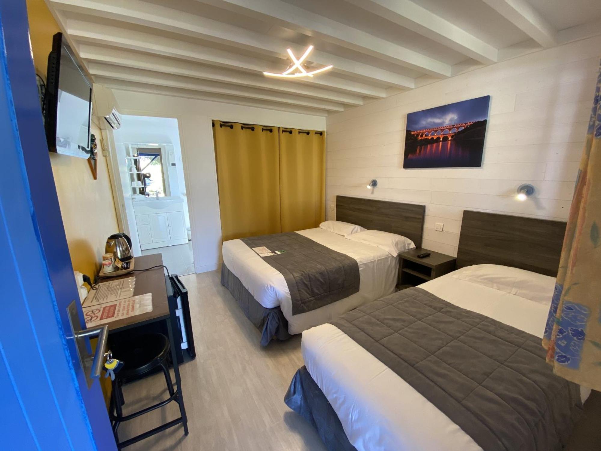 Hotel Des 4 Vents "Esprit Camargue" Aigues-Mortes Værelse billede