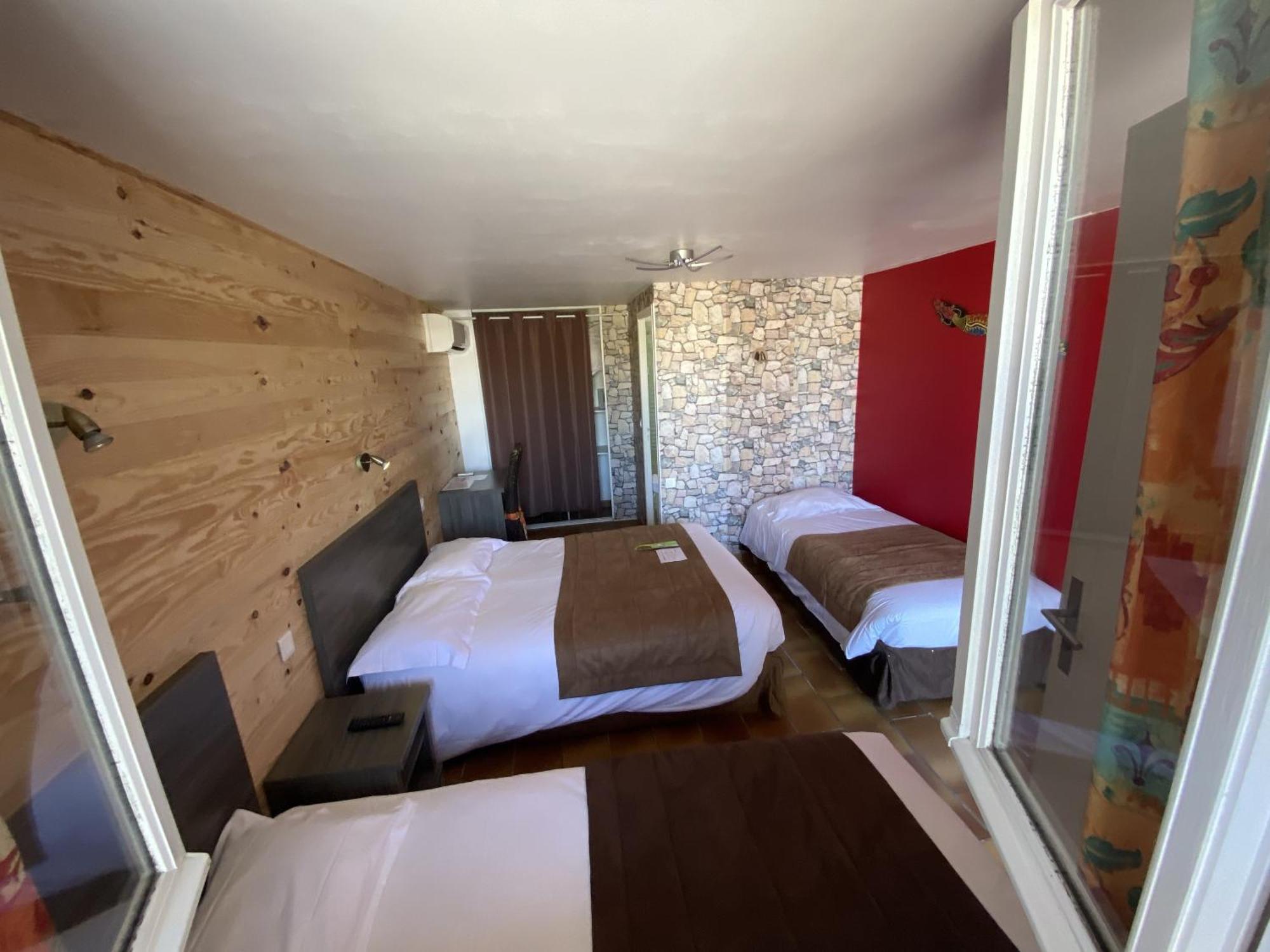 Hotel Des 4 Vents "Esprit Camargue" Aigues-Mortes Værelse billede