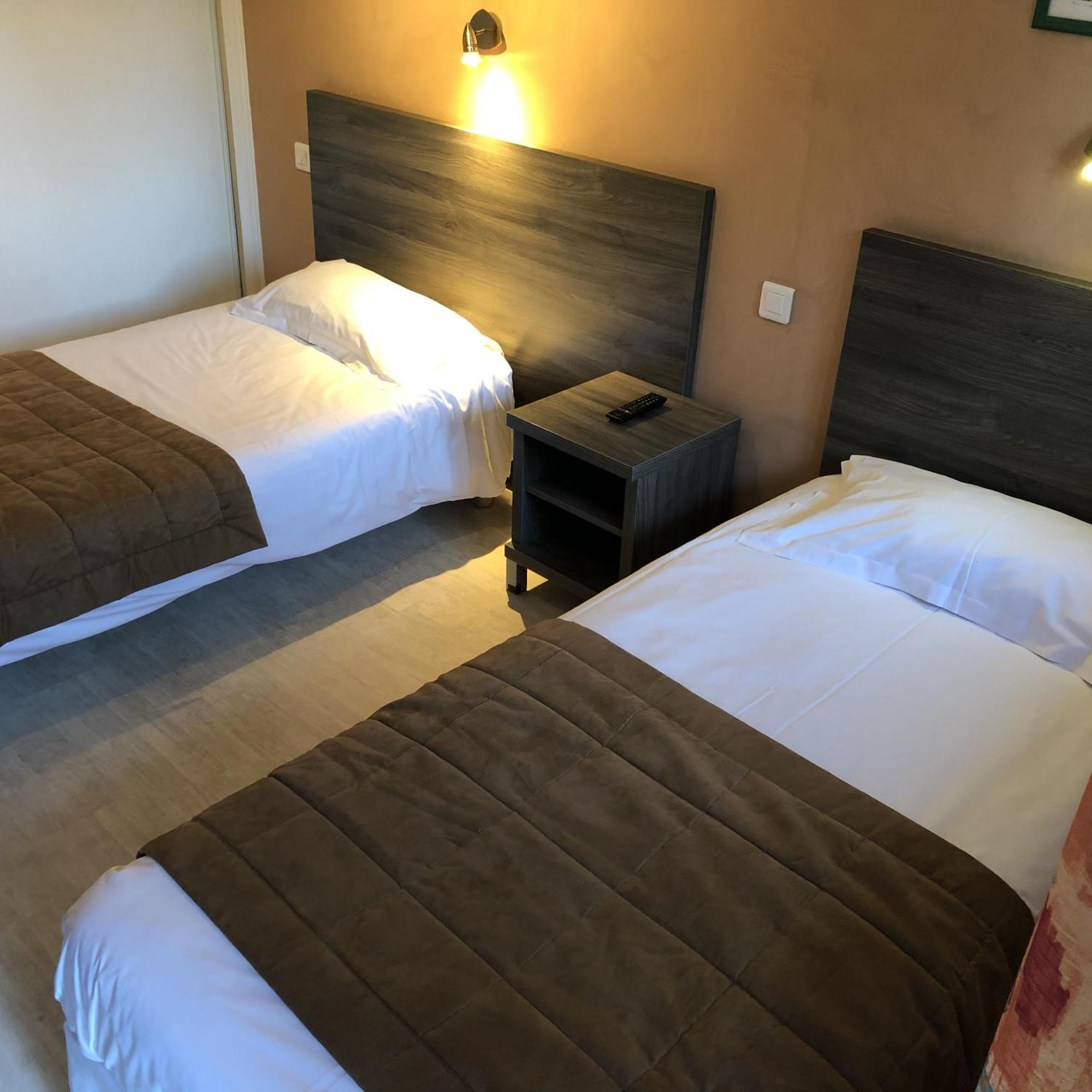 Hotel Des 4 Vents "Esprit Camargue" Aigues-Mortes Værelse billede