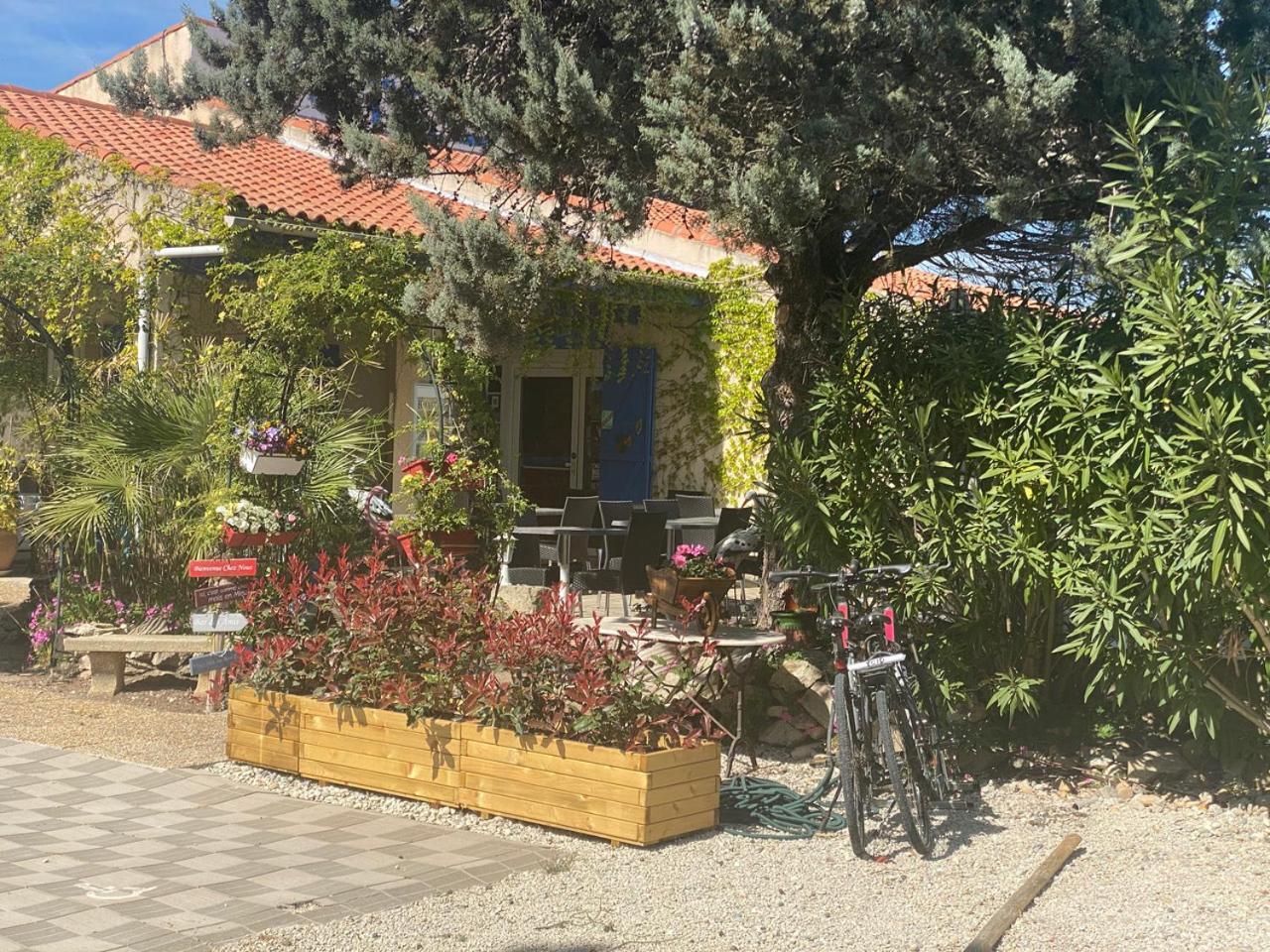 Hotel Des 4 Vents "Esprit Camargue" Aigues-Mortes Eksteriør billede